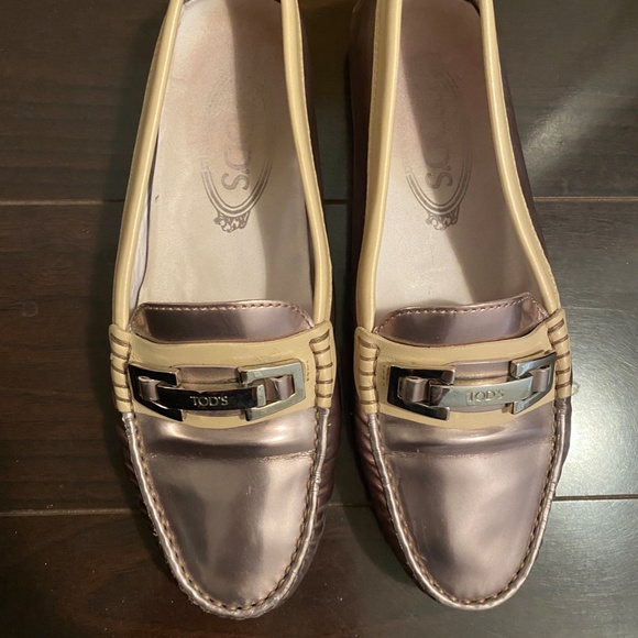 Pink Metallic Tod's Size 36 - Picture 2 of 7